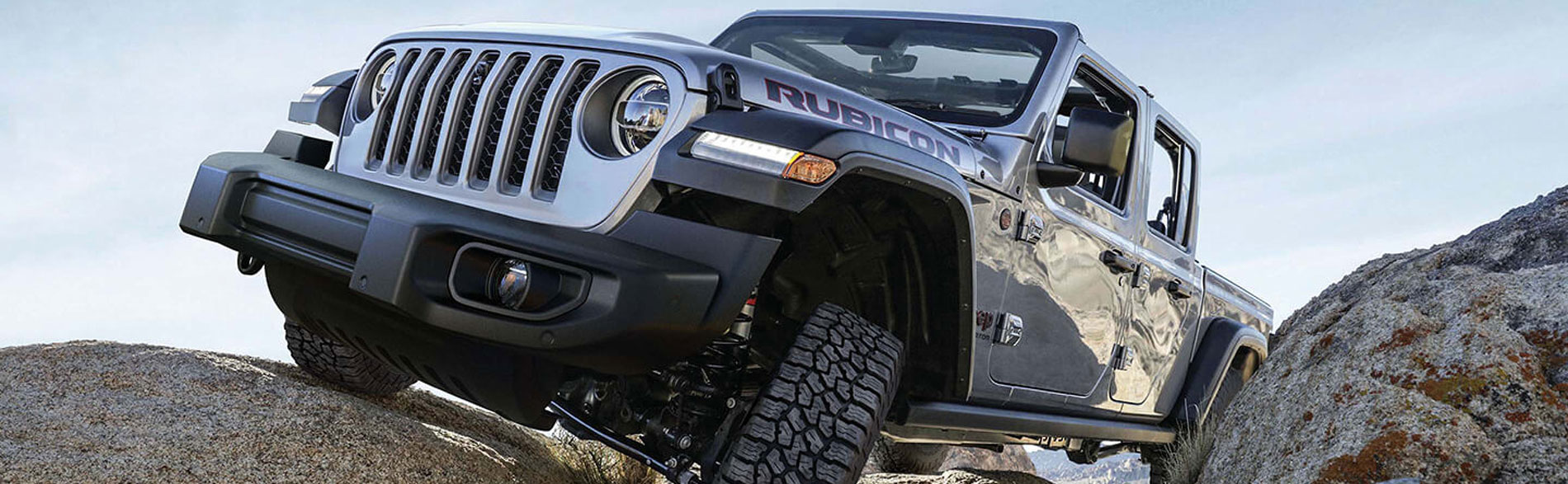 山形ヤナセグループ ジープ山形